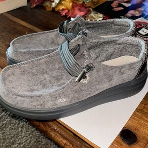 Women’s Size 9 Hey Dudes Wendy Rise “Flora”